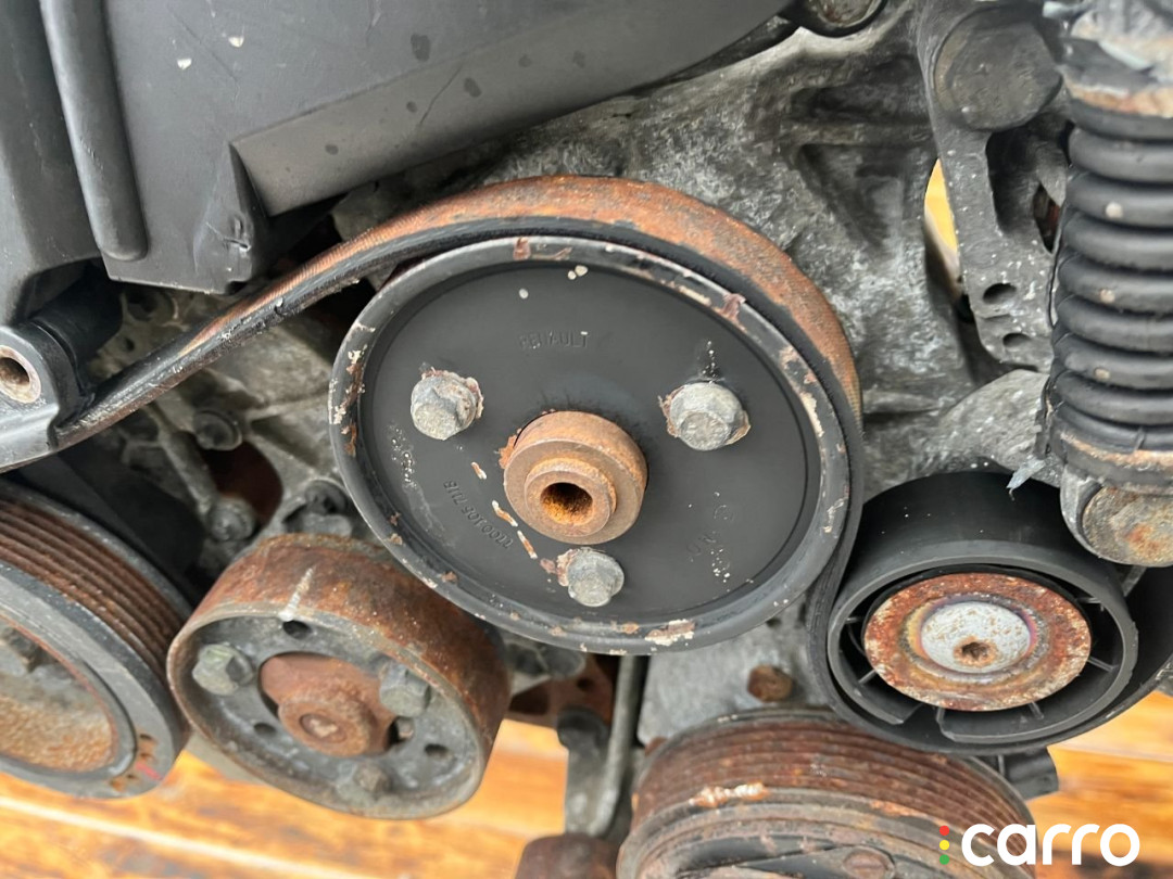 7700417308, 7700415198 Насос гидроусилителя руля Renault Scenic 2001г. - фото №1