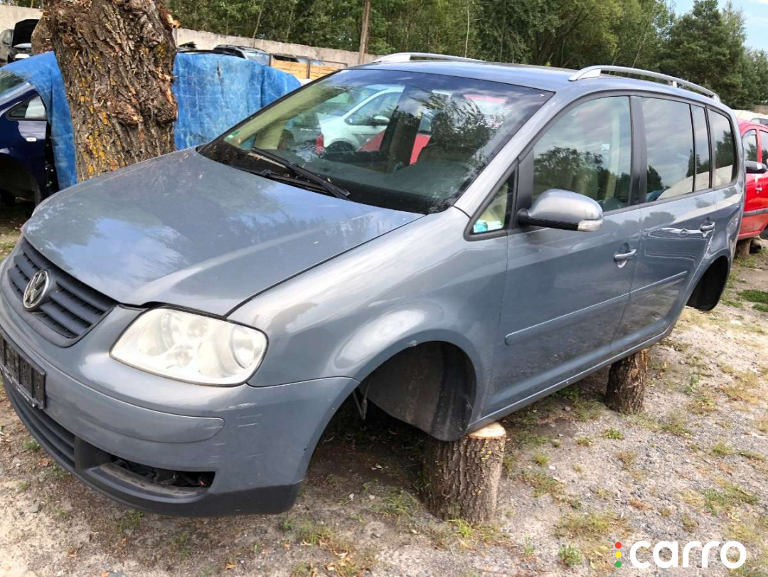 Интеркулер Volkswagen Touran 2005г. - фото №1