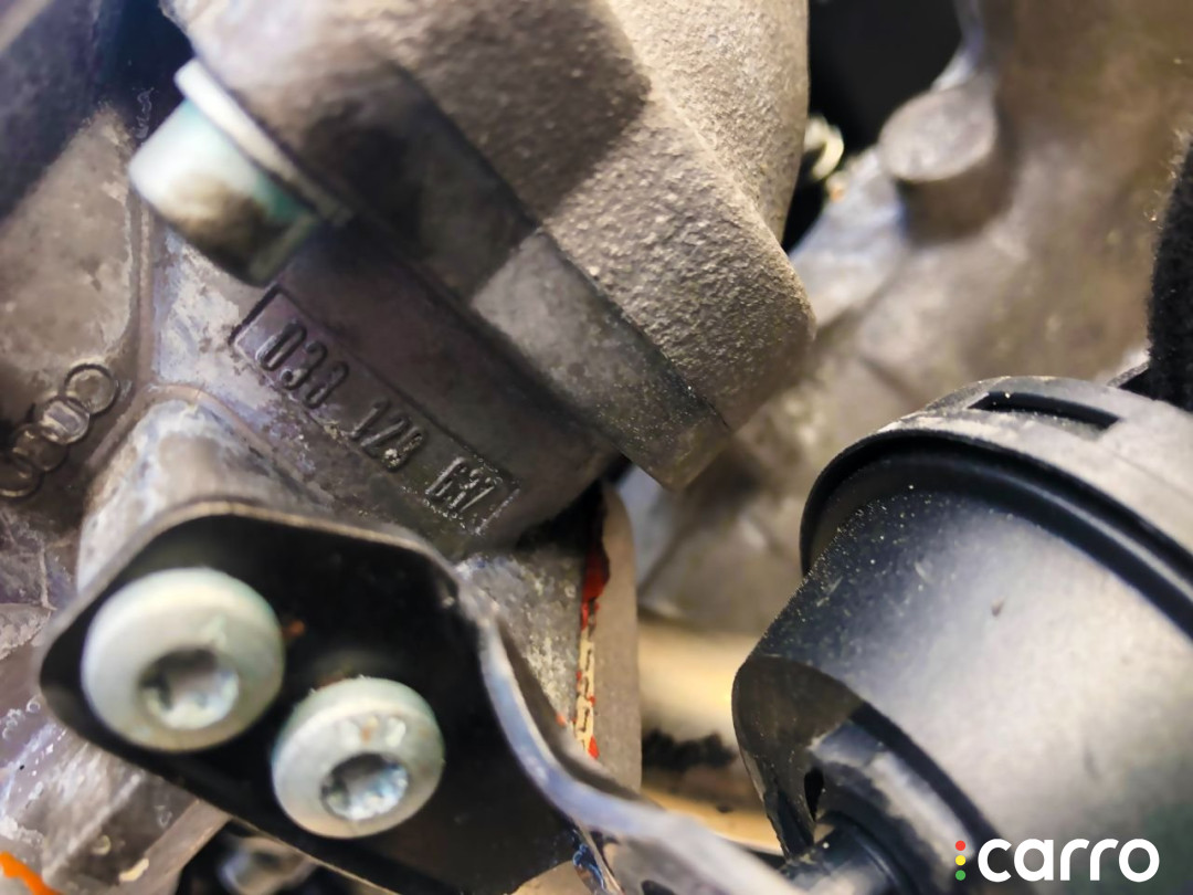 038129637 Заслонка дроссельная Audi A4 1999г. - фото №3