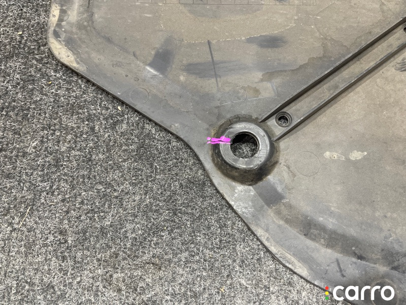 K6805, B61K56110A защита двигателя Mazda mazda3 2014г. - фото №13