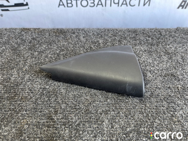 6749252010 Уголок двери Toyota Vitz 2000г. - фото №4