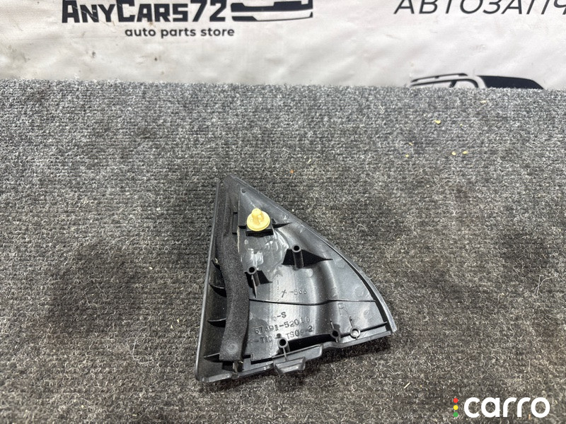 6749152010 Уголок двери Toyota Vitz 2000г. - фото №4