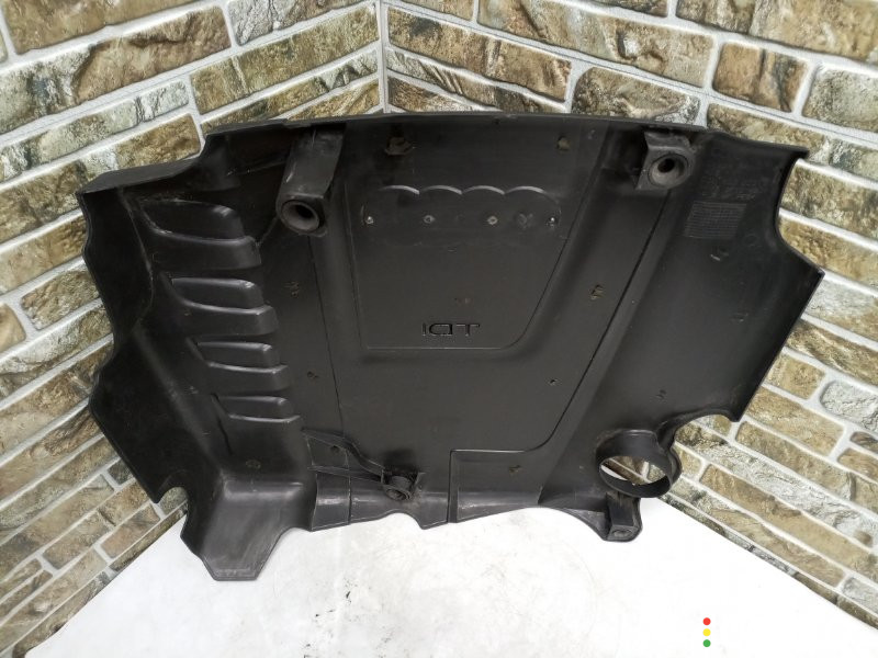 03L103925F Декоративная крышка двигателя Audi A4 2012г. - фото №7