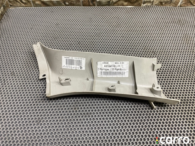 631240101 Накладка на стойку кузова Land Rover Range Rover Sport 2013г. - фото №4
