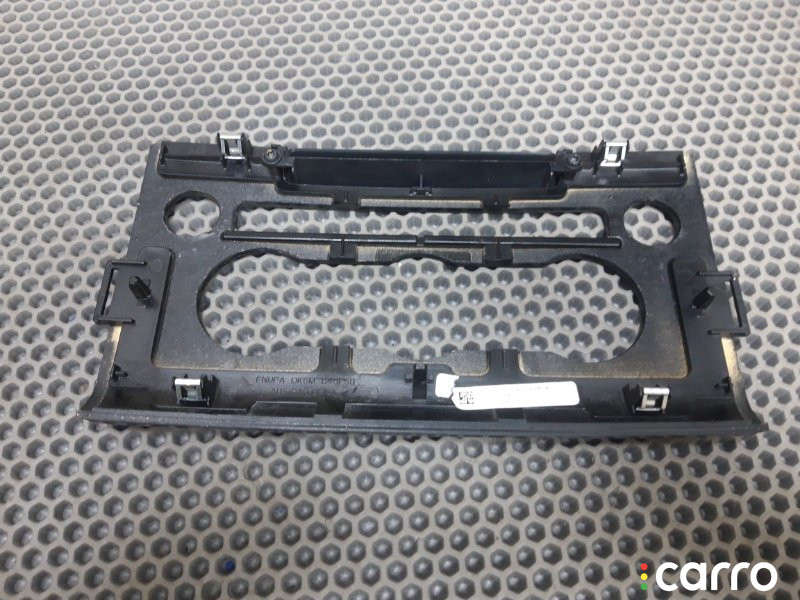 DK6M045P50, D1401835 Накладка декоративная Land Rover Range Rover Sport 2016г. - фото №8