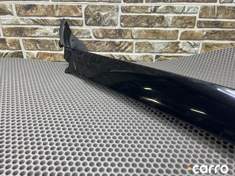 J8A2-025A53-A Накладка стойки лобового стекла Land Rover Range Rover Velar 2019г. - фото №9
