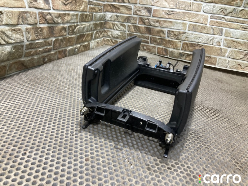 A2056800796 Консоль между сидений Mercedes-Benz C-class 2015г. - фото №5