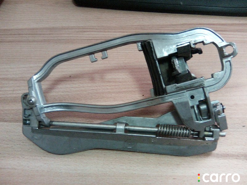 51218243616 Опора наружной ручки двери BMW X5 2001г. - фото №1