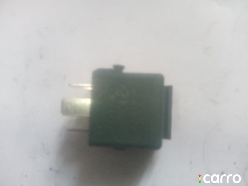 61358350566 Реле CD-чейнджера BMW 540 2003г. - фото №1