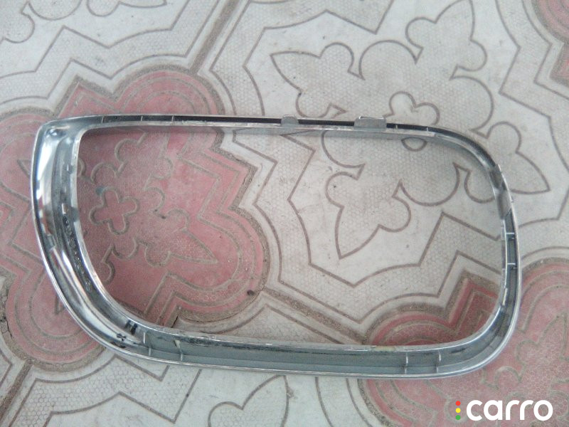 51137030549 Решетка радиатора BMW 3 Series 1997г. - фото №1