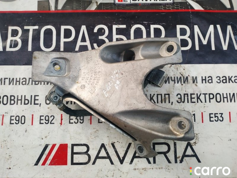 17117534896, 22116770940 Кронштейн двигателя BMW 5 series 2003г. - фото №3