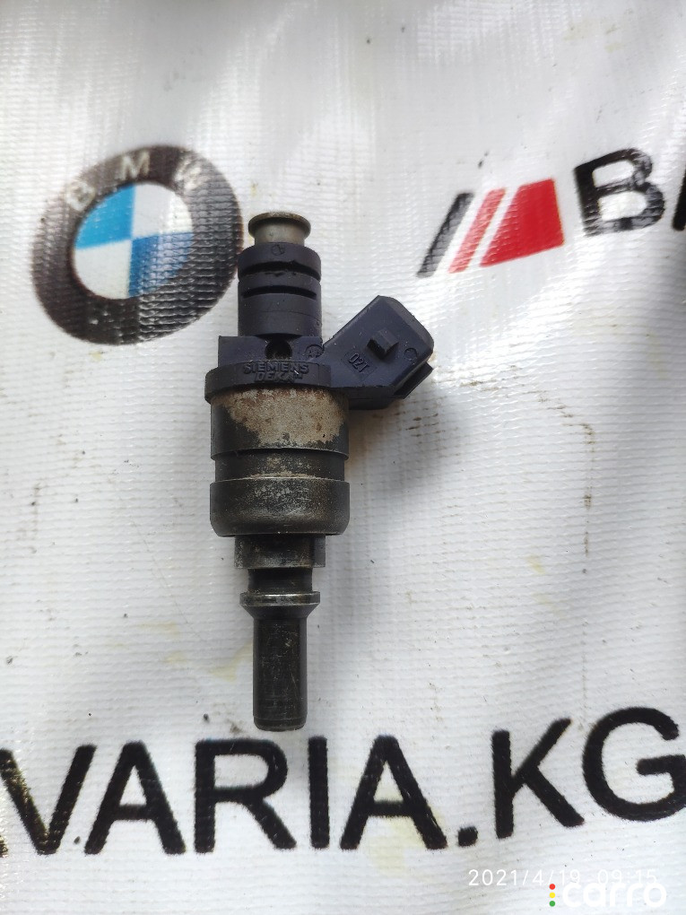 13537546245 Форсунка топливная BMW 5 series 1995г. - фото №1