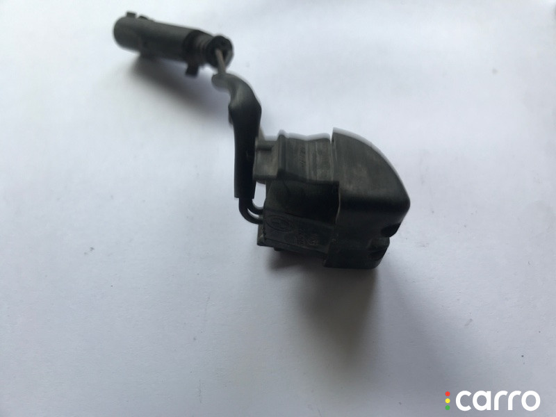 61668374365 Форсунка омывателя лобового стекла BMW 3 Series 1997г. - фото №1
