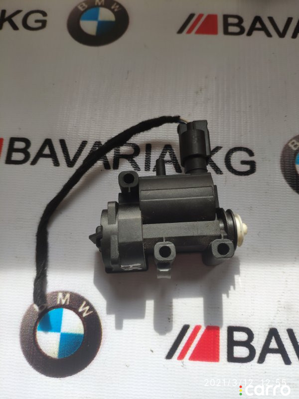 67116985882 Сервопривод лючка бензобака BMW X5 2011г. - фото №2