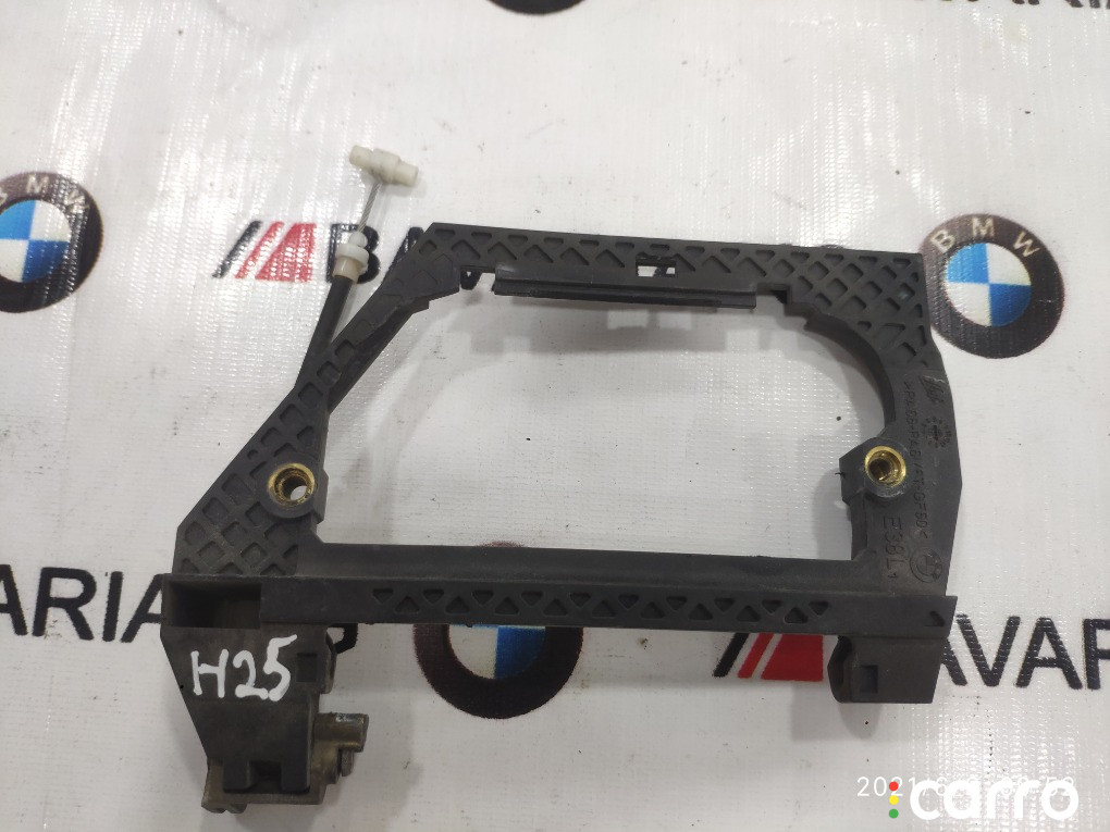 51228245345 Опора наружной ручки двери BMW 740i 2000г. - фото №1