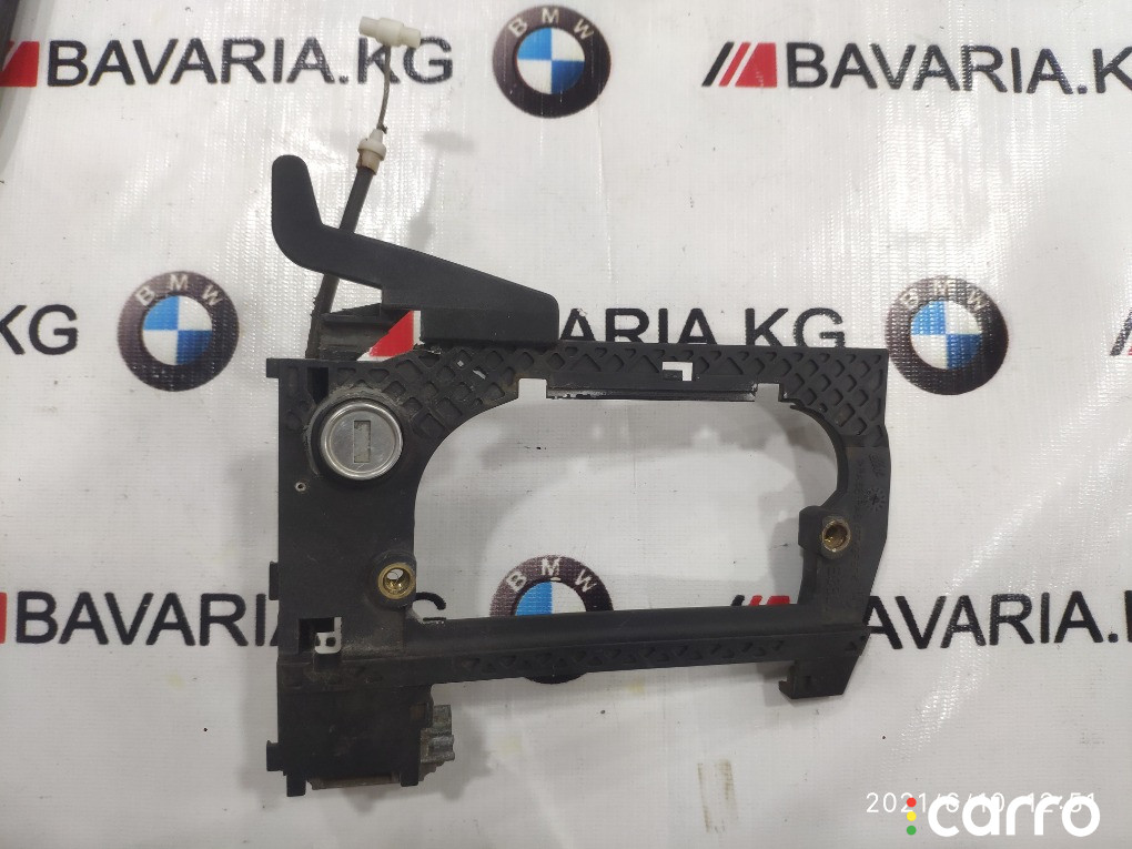 51218245349 Опора наружной ручки двери BMW 740i 2000г. - фото №1