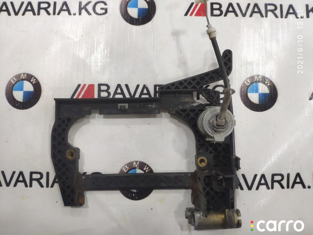 51218245349 Опора наружной ручки двери BMW 740i 2000г. - фото №2