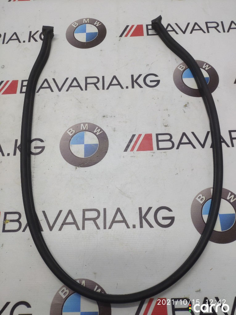 51718403228, 28.7439 Уплотнитель капота BMW X5 2001г. - фото №1
