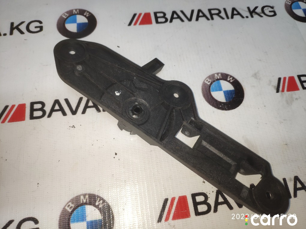 51233449415 Кронштейн ручки открывания капота BMW X5 2002г. - фото №2
