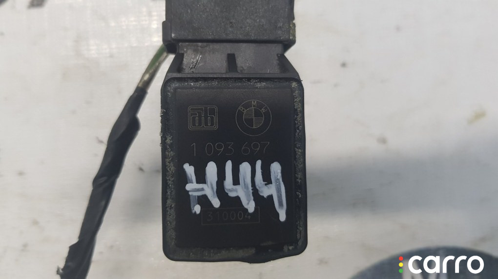 37146784696, 37141093697 Датчик дорожного просвета BMW 5 series 2001г. - фото №2
