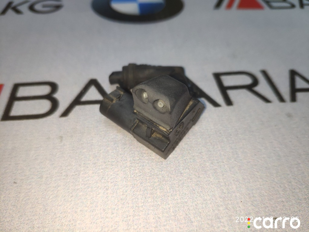 61668364444 Форсунка омывателя лобового стекла BMW 740iL 1998г. - фото №2