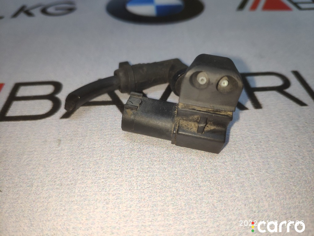 61668364444 Форсунка омывателя лобового стекла BMW 740iL 1998г. - фото №3