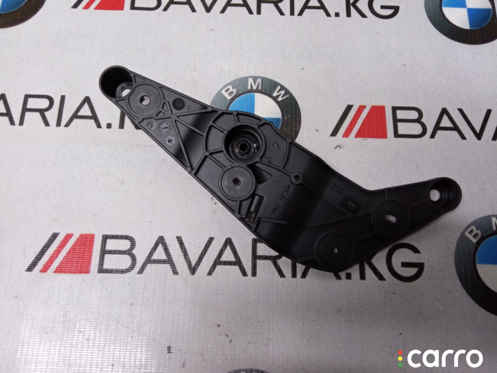 51239114002 Кронштейн ручки открывания капота BMW 550i 2013г. - фото №1