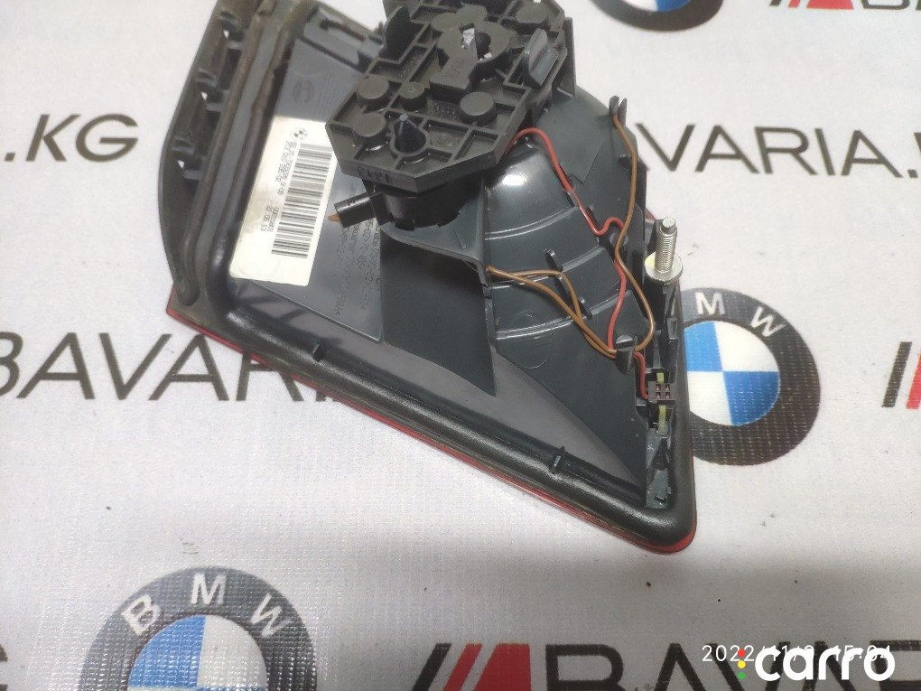 63217203226 Фонарь на багажной двери BMW 550i 2013г. - фото №5