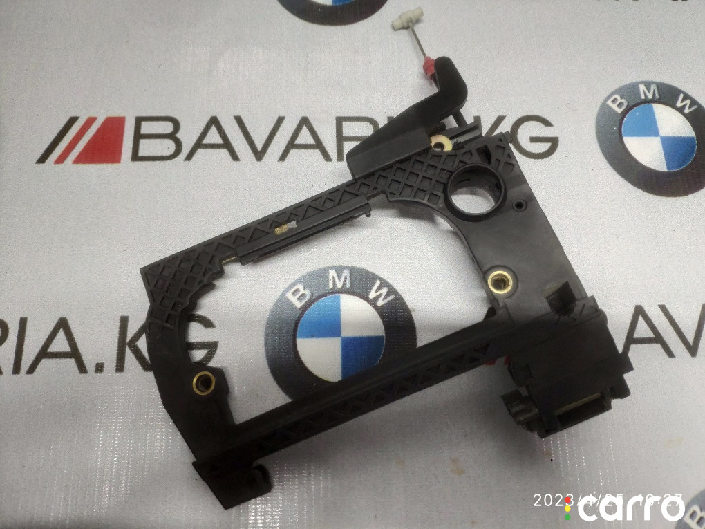 51218245354 Опора наружной ручки двери BMW 530 2003г. - фото №1