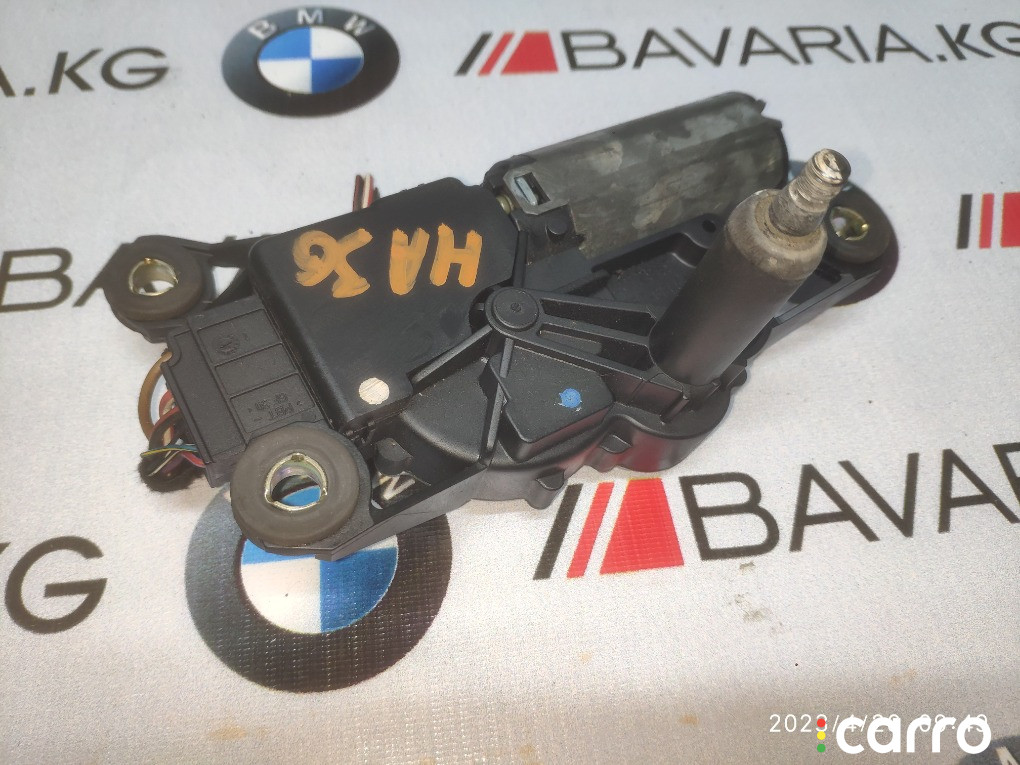 61626927851, 61628402372 Моторчик стеклоочистителя заднего стекла BMW X5 2001г. - фото №1