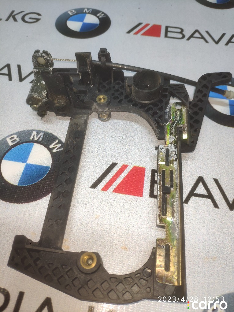 51218245344 Опора наружной ручки двери BMW 740iL 2001г. - фото №2