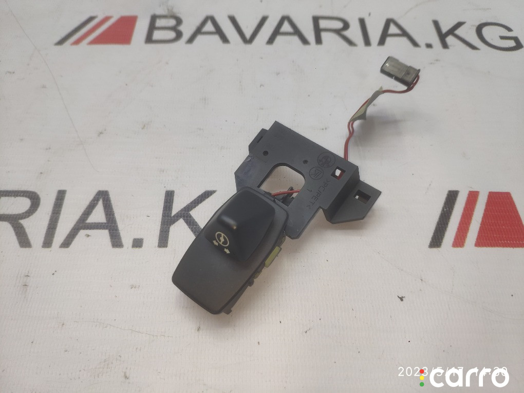 61316947786 Выключатель регулировки рулевой колонки BMW 550i 2007г. - фото №1