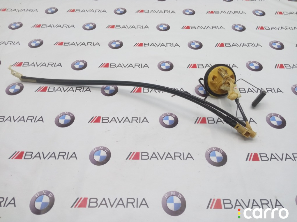 16141183179 Датчик уровня топлива BMW 530 2003г. - фото №1