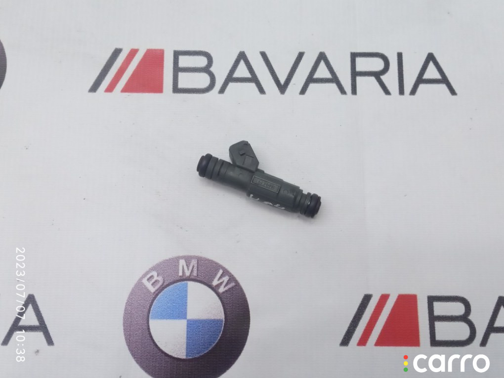 13641707843 Форсунка топливная BMW 740iL 2000г. - фото №1