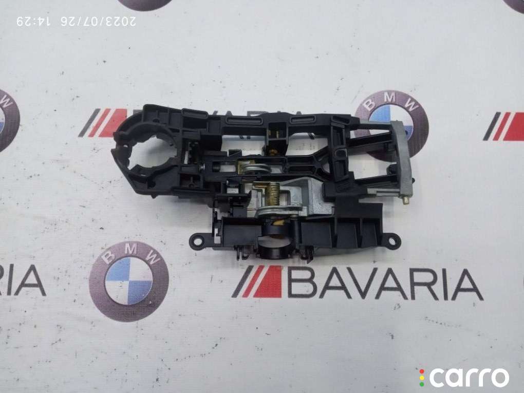 51217187228 Опора наружной ручки двери BMW 535i 2012г. - фото №1