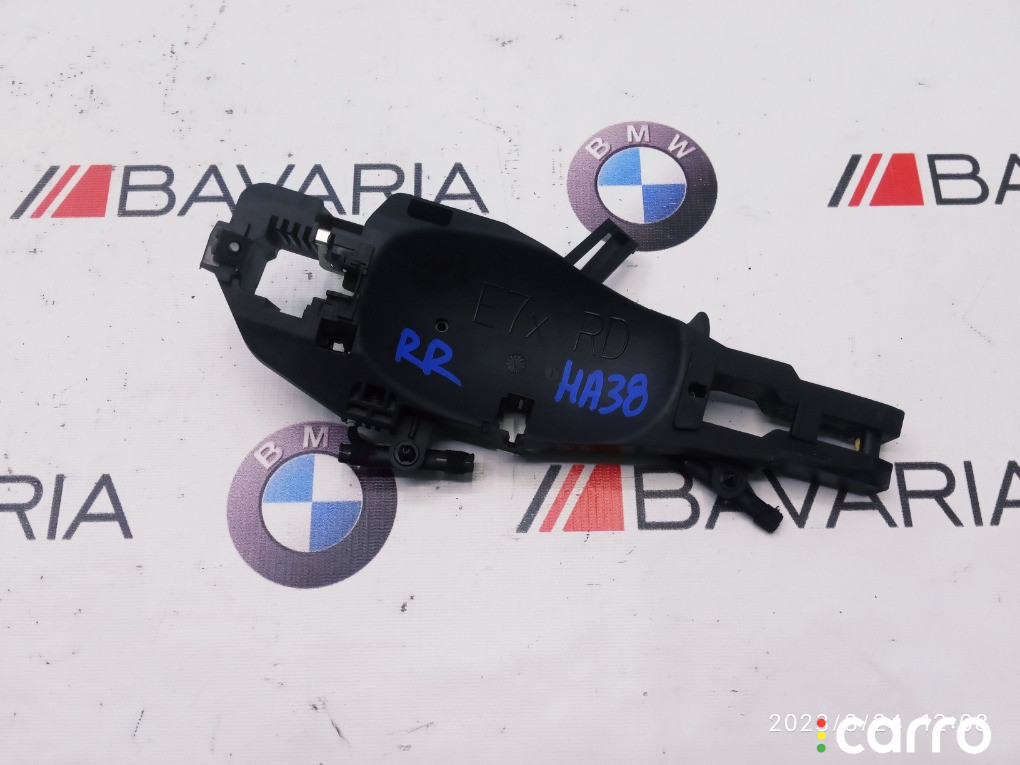 51217137054 Опора наружной ручки двери BMW X5 2009г. - фото №1