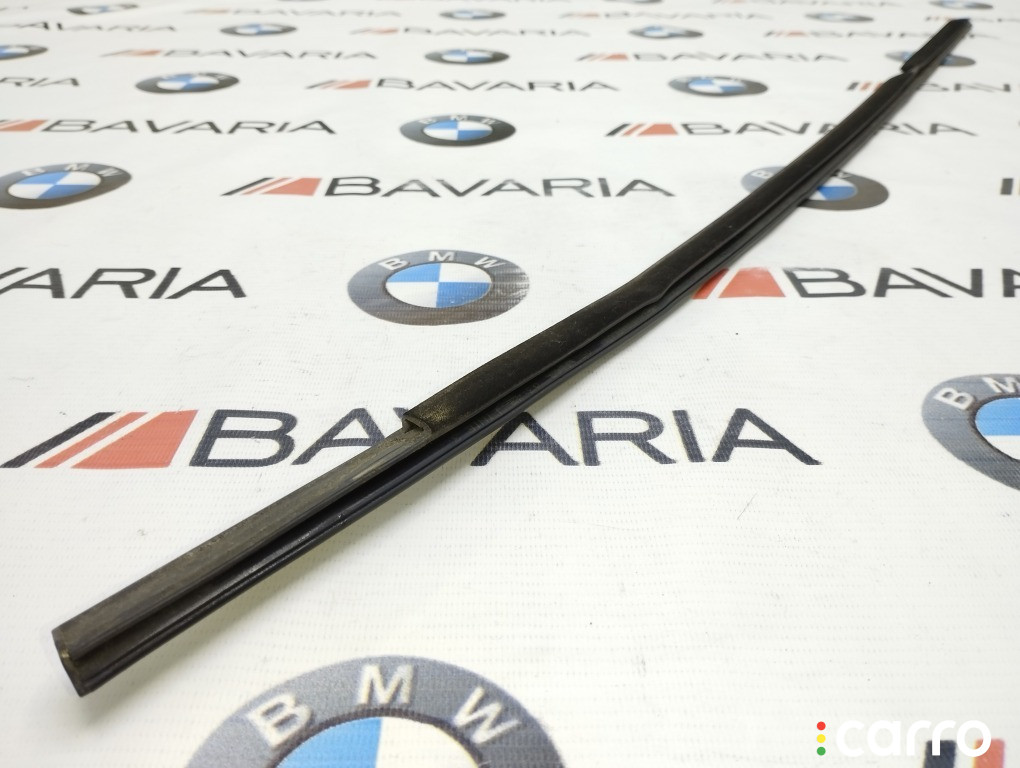 51357136976 Молдинг стекла двери BMW X5 2009г. - фото №5