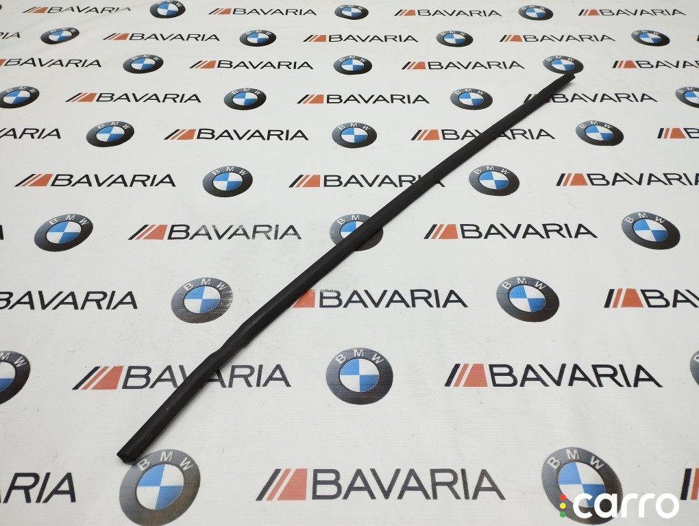 51337136966 Молдинг стекла двери BMW X5 2009г. - фото №1