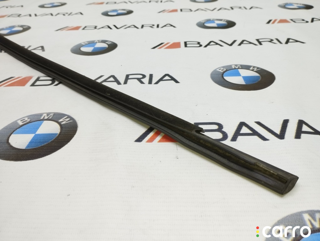 51337136966 Молдинг стекла двери BMW X5 2009г. - фото №6
