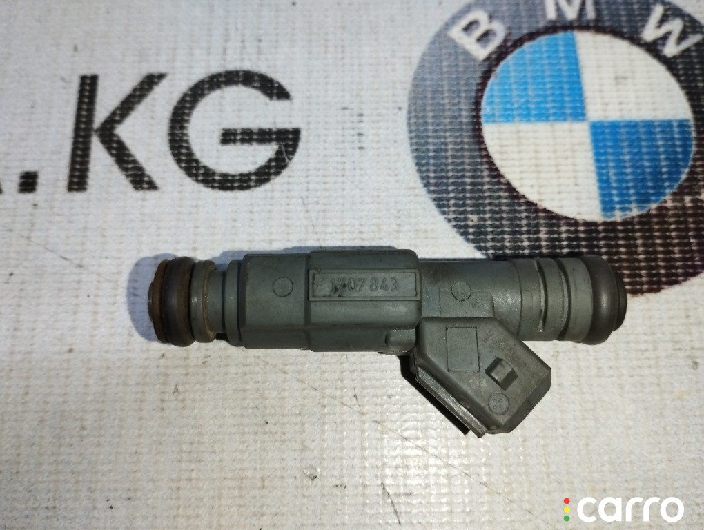 13641707843 Форсунка топливная BMW X5 2003г. - фото №3