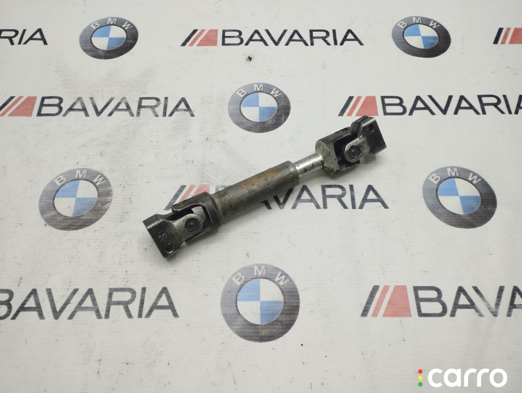 32306774110 Рулевой карданчик BMW X5 2006г. - фото №1