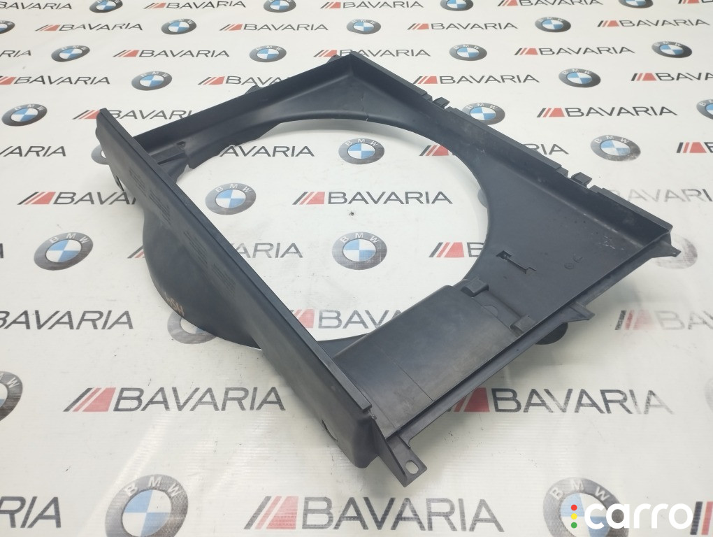 17101440252 Диффузор вентилятора BMW 740iL 2000г. - фото №3