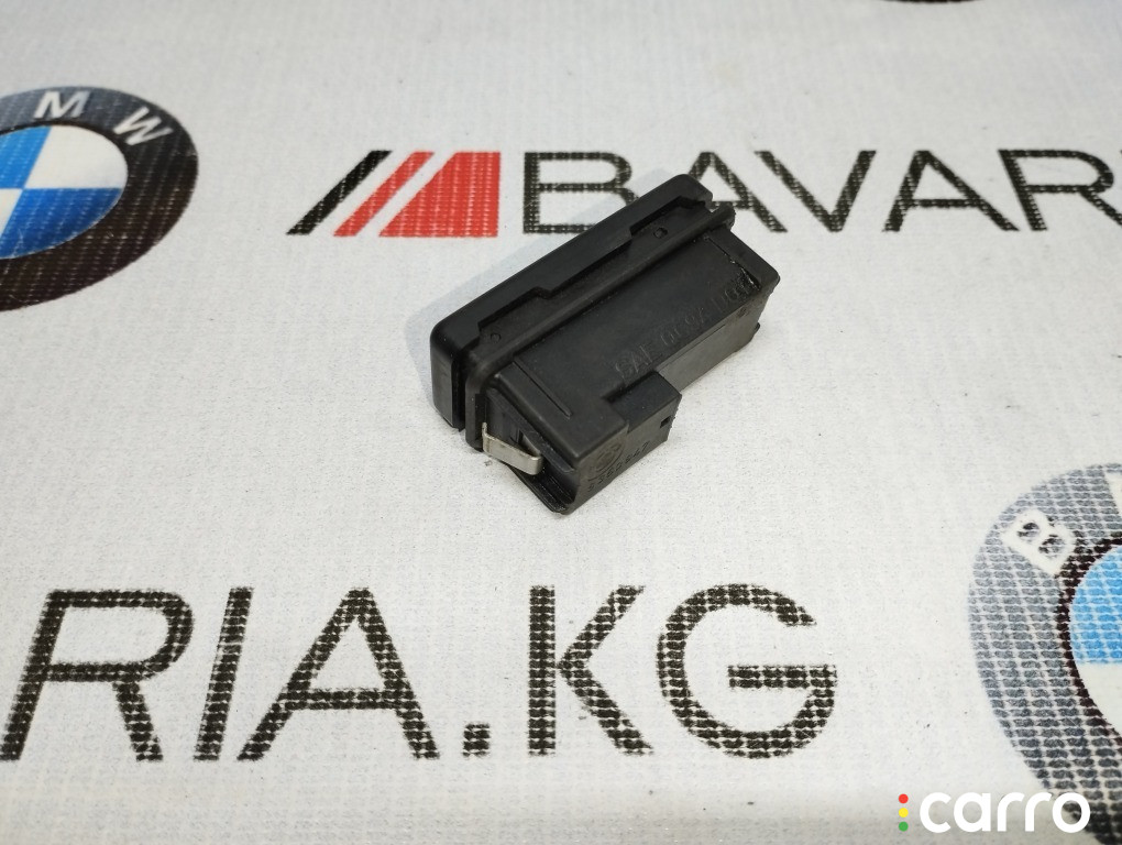 61318350947 Кнопка аварийной остановки BMW 740iL 1999г. - фото №2