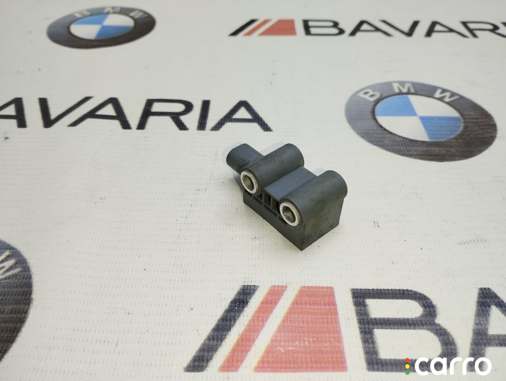 65779159315 Датчик удара SRS на кузове BMW 535i 2010г. - фото №2