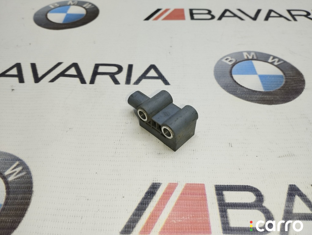 65779159315 Датчик удара SRS на кузове BMW 535i 2010г. - фото №2