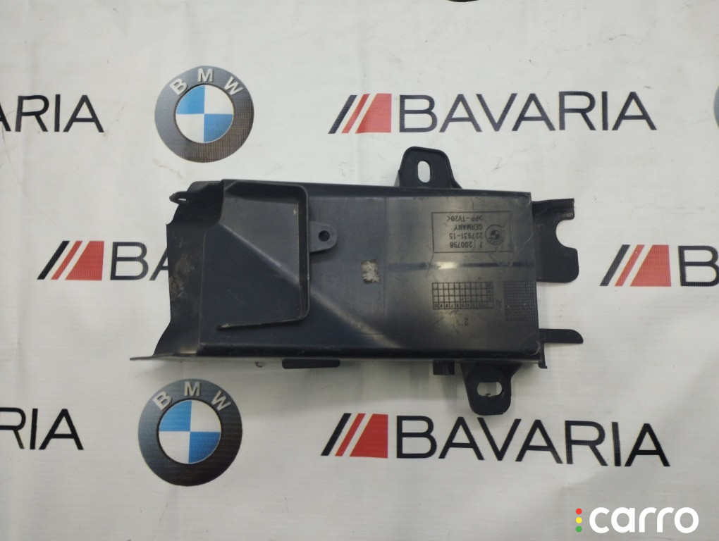 51747200798 Воздуховод тормозного механизма BMW 550i 2012г. - фото №1
