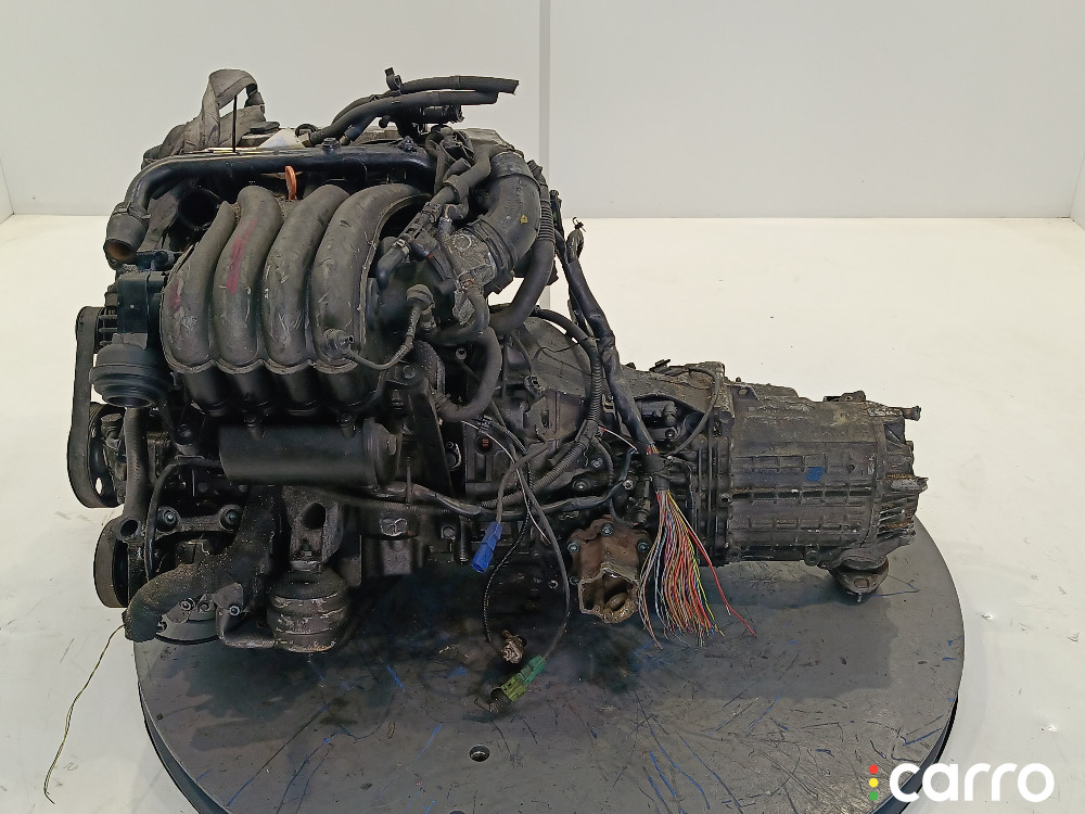 ALT Двигатель Audi A4 2004г. - фото №1