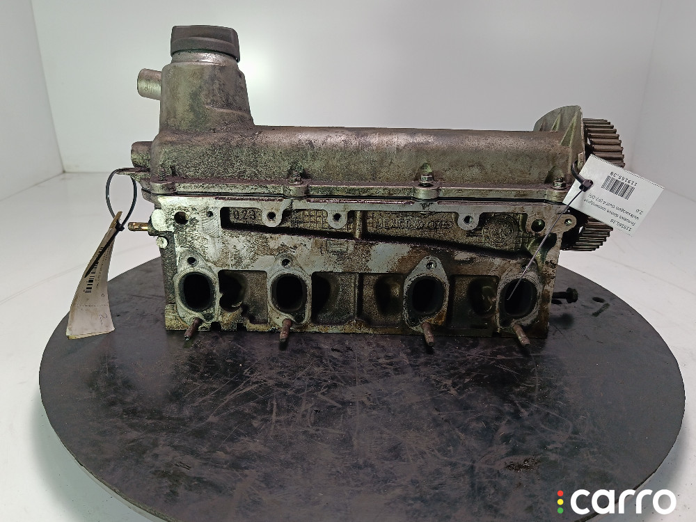 Головка блока цилиндров Volkswagen Golf 2003г. - фото №2