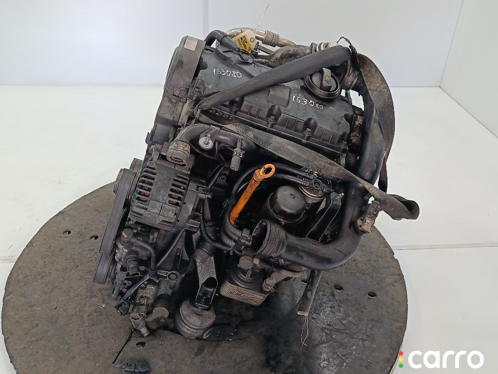 AVF Двигатель Audi A6 2003г. - фото №1