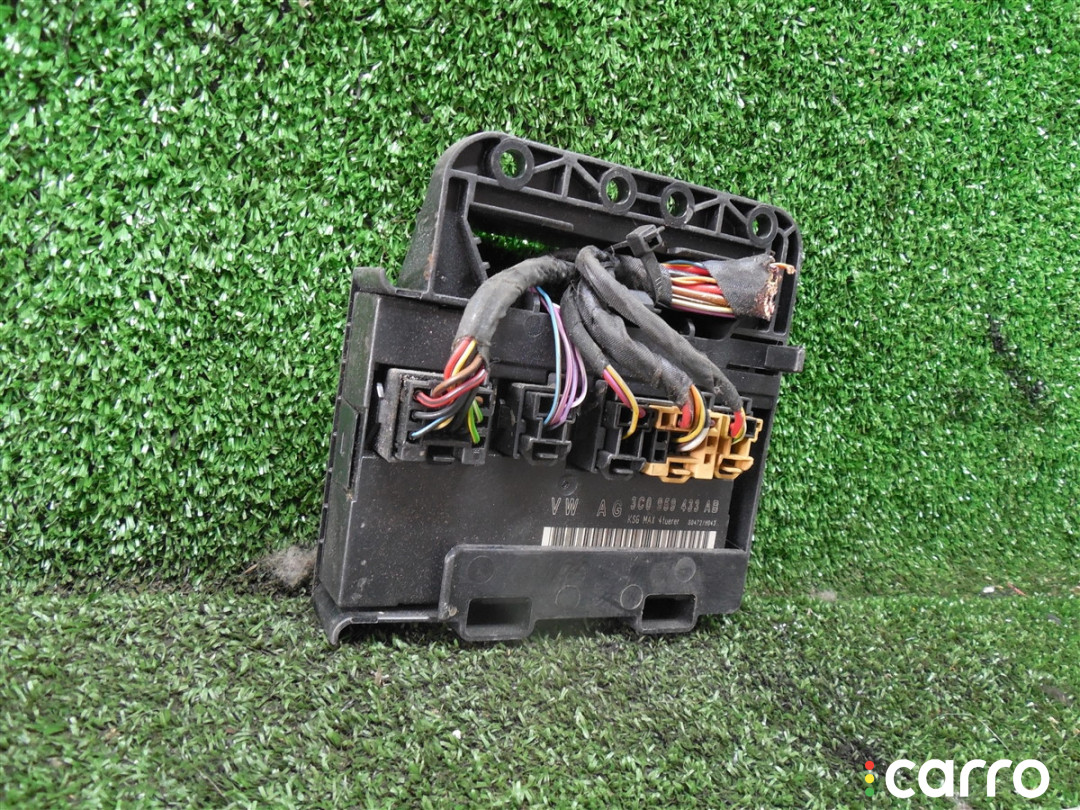 3C0959433R Блок комфорта Volkswagen Passat B6 2006г. - фото №2